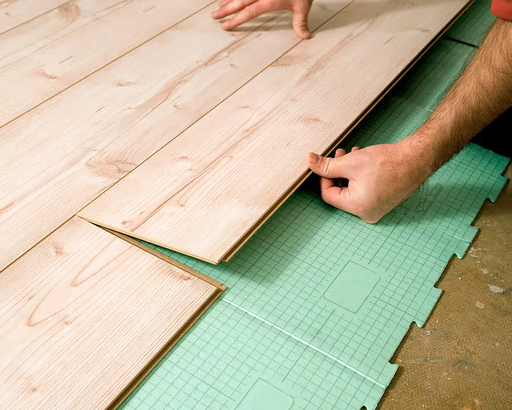 DIMA Parkett - Laminat verlegen - Prozess