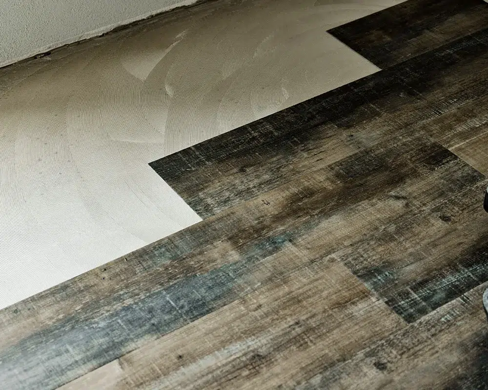 DIMA Parkett - Vinylboden fachgerecht verlegen lassen