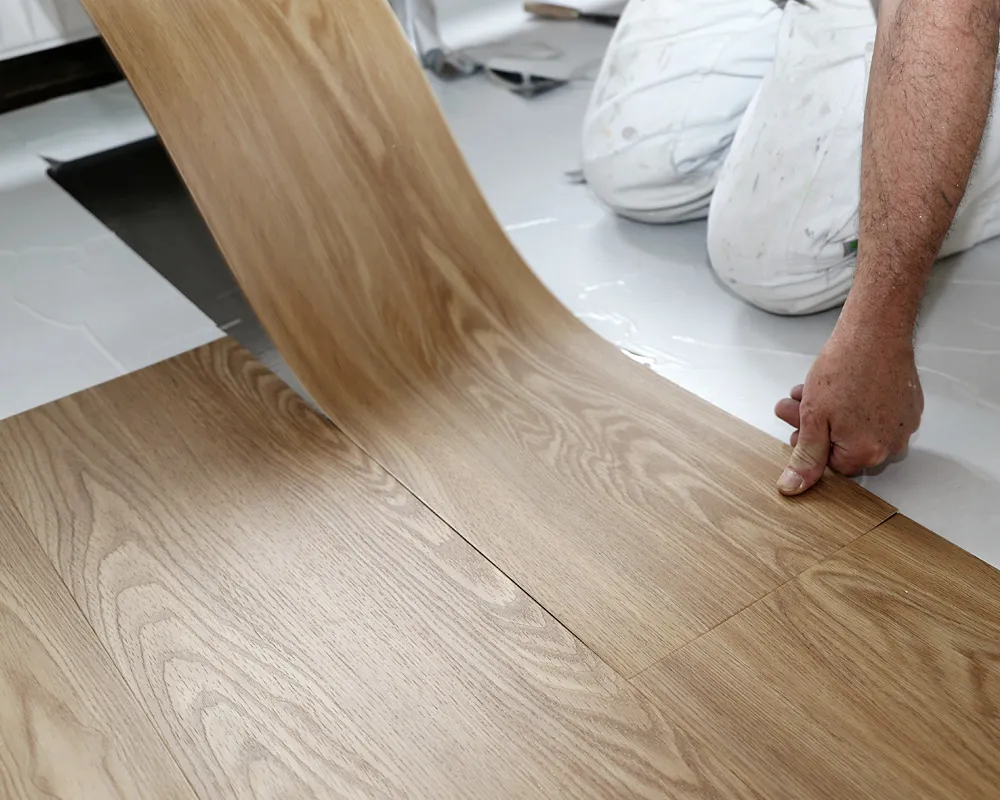 DIMA Parkett - Vinylboden fachgerecht verlegen lassen