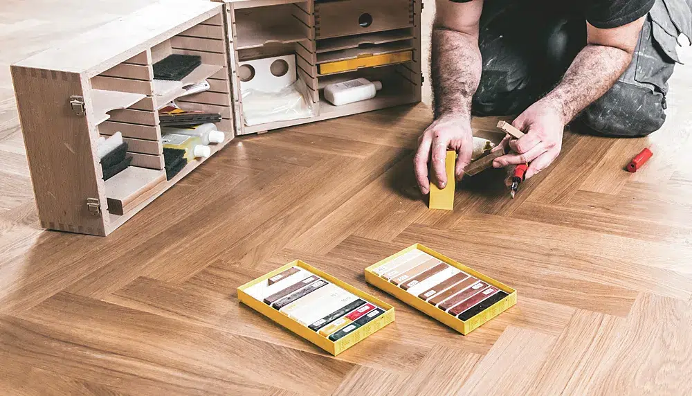 DIMA Parkett - Laminat reparieren - Prozess